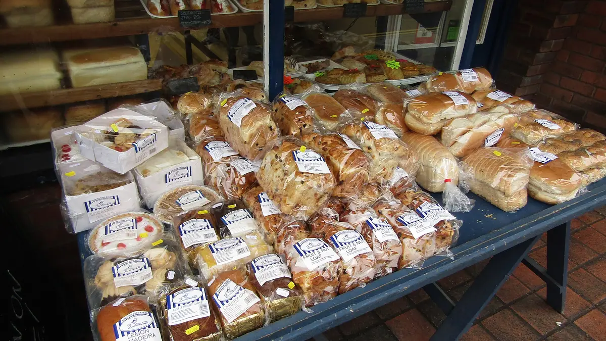 Russell's Bakery – bakery in Thornton-le-Dale, Pickering